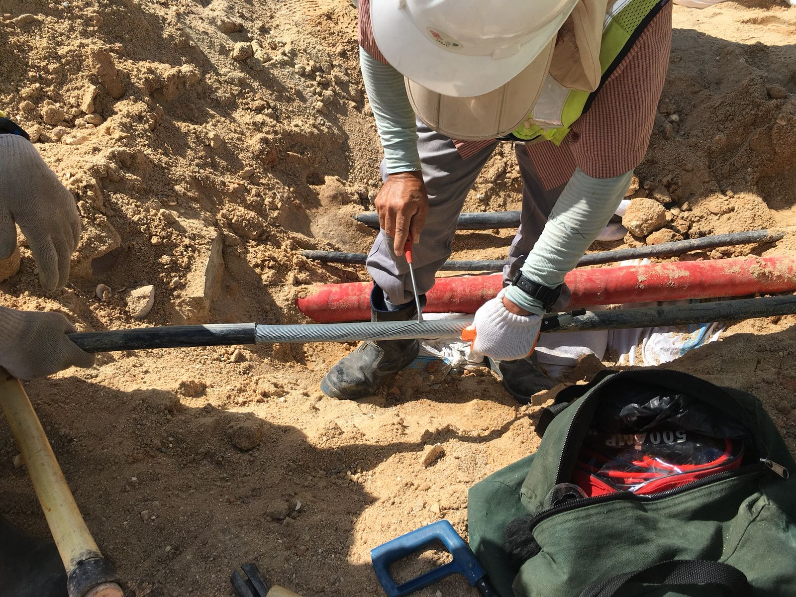 tracing underground cable